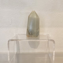 Load image into Gallery viewer, Caribbean Calcite Cut Base Point