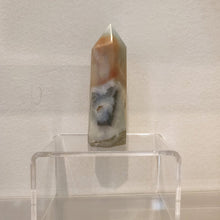 Load image into Gallery viewer, Caribbean Calcite Cut Base Point