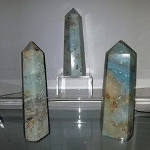 Load image into Gallery viewer, Caribbean Calcite Cut Base Point