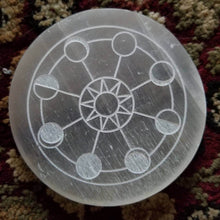 Load image into Gallery viewer, Selenite Rounds