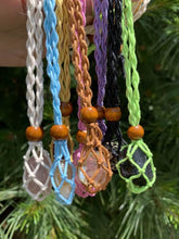 Load image into Gallery viewer, Macramé Necklace
